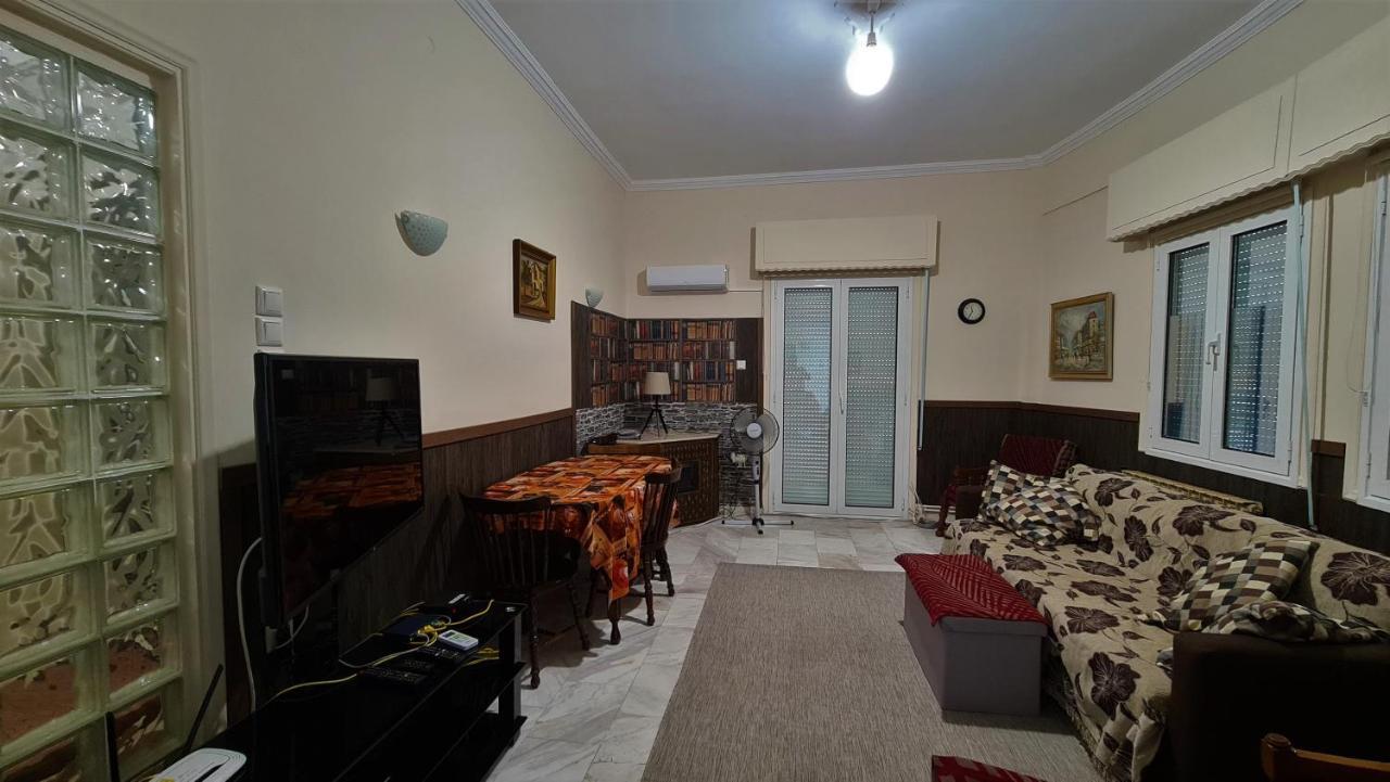 Zefyros Super Cool Apartments Next To Alimos Riviera Атина Екстериор снимка