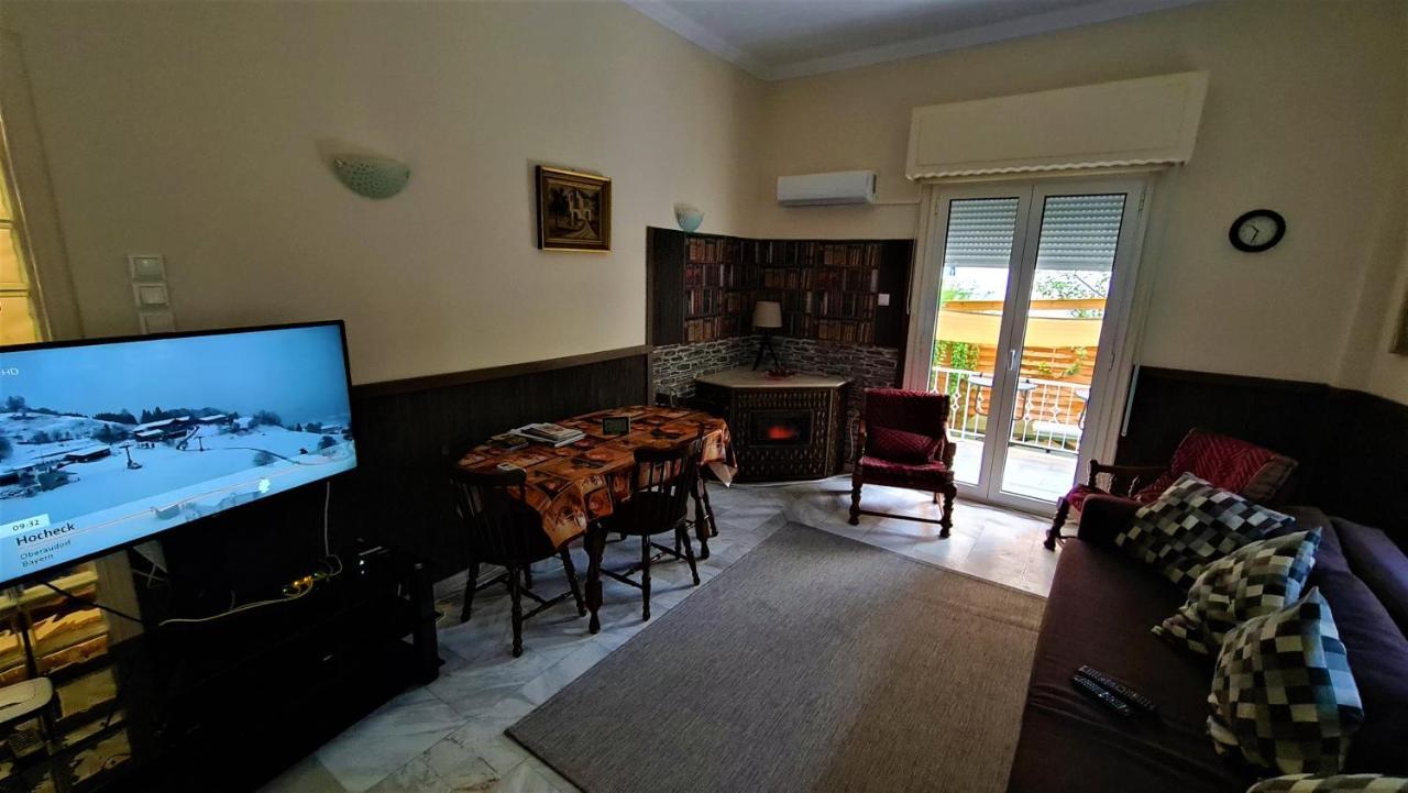 Zefyros Super Cool Apartments Next To Alimos Riviera Атина Екстериор снимка