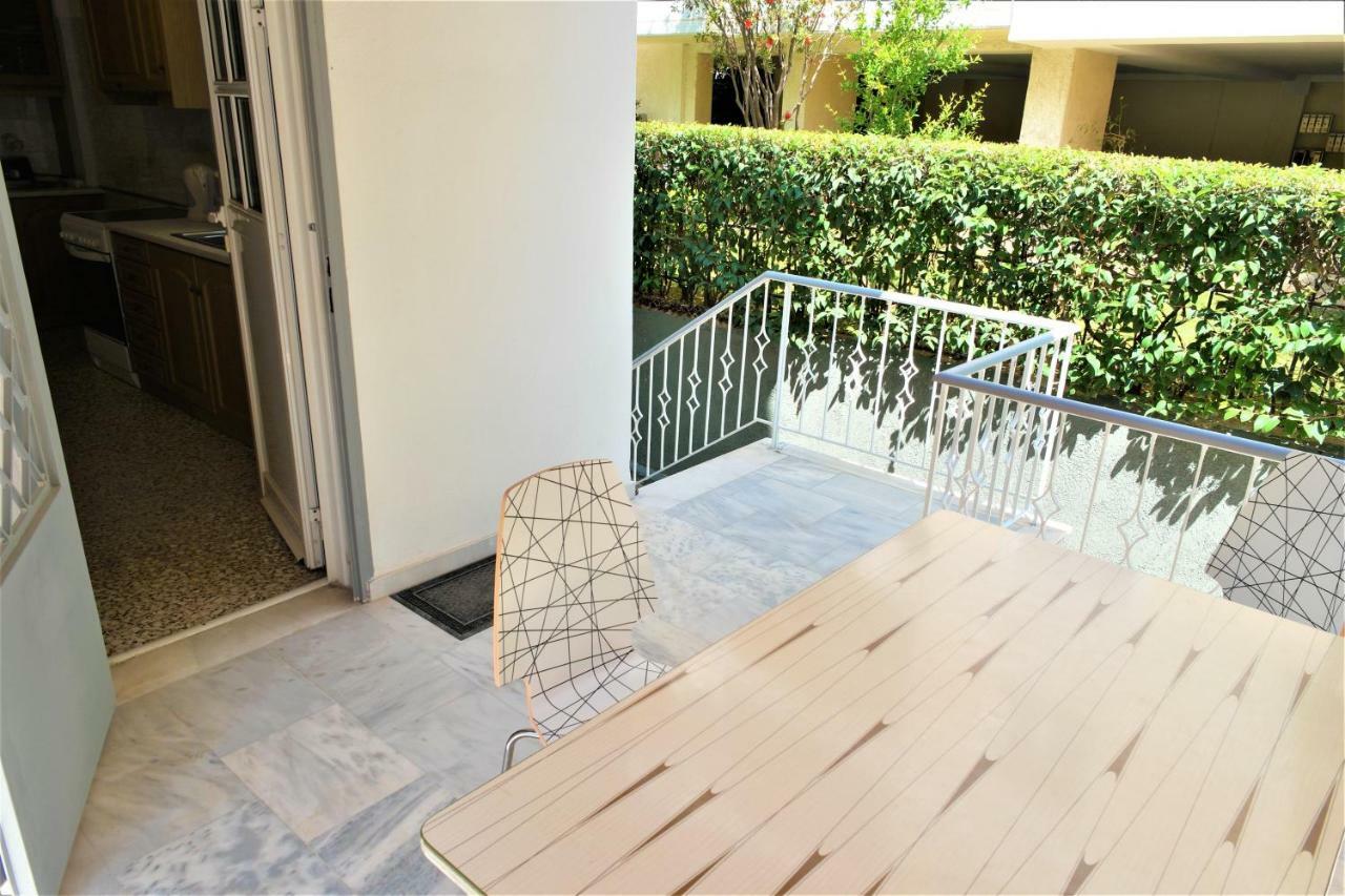 Zefyros Super Cool Apartments Next To Alimos Riviera Атина Екстериор снимка